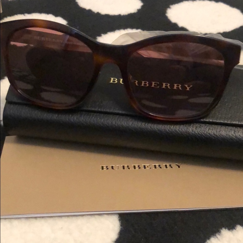 NIB Burberry Sunglasses